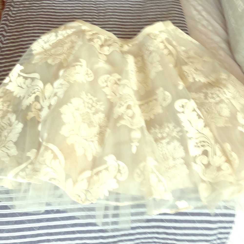 Beautiful fit & flare skirt!!